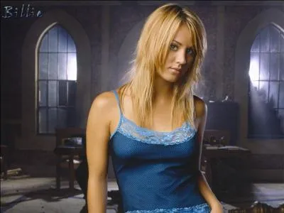 Dans quelle(s) série(s) Kaley Cuoco a-t-elle joué ? (3 réponses)