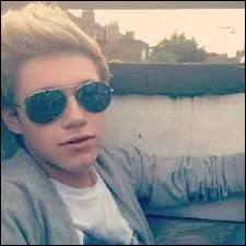 Que chante-t-il au bootcamp de X-Factor ?