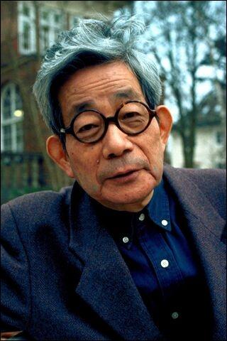 Quel littéraire japonais reçut le prix Nobel (de littérature, c'est évident) en 1994 ?