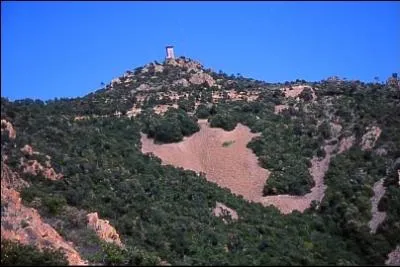 Quel est le point culminant de la chane montagneuse de l'Esterel ?