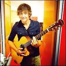 De quels instruments joue-t-il ?