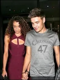 Comment s'appelle sa petite amie ?