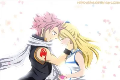 Nastu et Lucy sont amoureux.