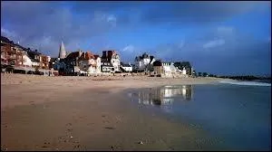 Voici la station balnaire de Larmor-Plage. O la situez-vous ?