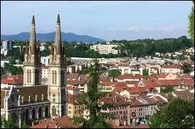 A quel dpartement correspond la ville de Voiron ?