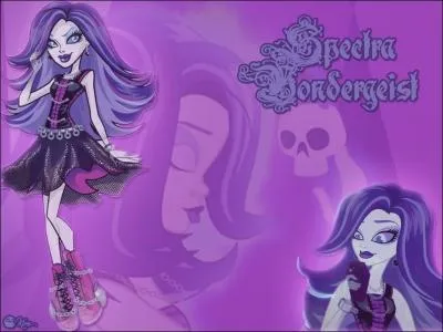 Spectra, c'est la blogueuse.