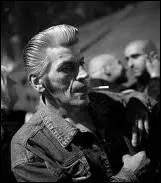 Comment s'appelle cette coiffure, qui ne se mange pas ?