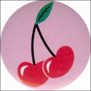 Cet alcool de cerises sert beaucoup en ptisserie. Il est fabriqu  l'est de la France. C'est :