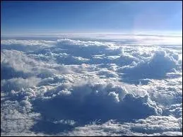 Quand l'eau est  l'tat liquide ou gazeux, on parle de ...