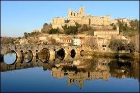 Voici la cathdrale Saint-Nazaire de Bziers depuis le pont travers par le fleuve Orb. Quel en est le dpartement ?