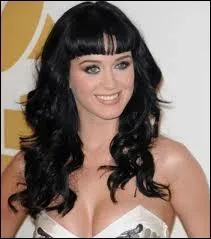 Qui est cette chanteuse ?