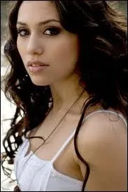 Qui est cette chanteuse ?