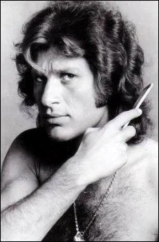 N le 2 fvrier 1947, il avait une des plus belles voix du monde.