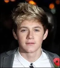 Quelle est la couleur naturelle de ses cheveux ?