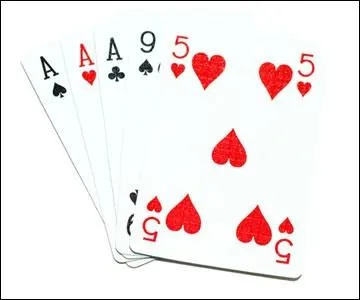 Quelle est cette main ?