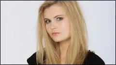 Comment s'appelle-t-elle ?