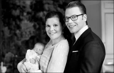 Fvrier : naissance de la princesse Estelle de Sude.