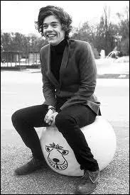 tant petit que portait-il venant de sa mre pour s'amuser ?