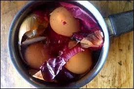 Dans certaines communauts juives on mange des oeufs  hamine , quel est leur temps de cuisson ?