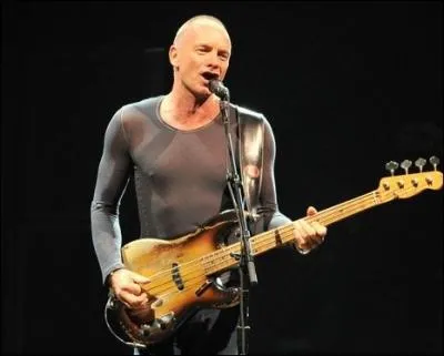 Quel est le nom de ce bassiste, membre de Police ?