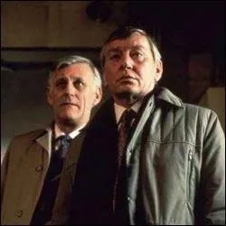 C'est l'acteur Mark Mac Manus qui joue le rle de l'Inspecteur dans cette srie cossaise qui connut un grand succs. Quel est son titre qu'elle emprunte au nom de son hros ?