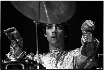 Quel est le nom de ce batteur, membre des Who ?