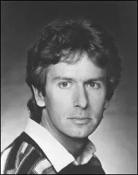 Quel est le nom de ce claviriste, membre de Genesis ?