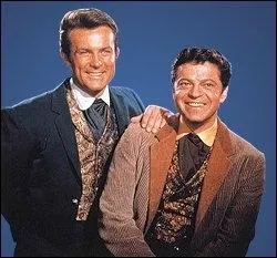 De 1965  1969, Robert Conrad et Ross Martin ont form un duo inoubliable dans la srie  Les mystres de l'Ouest , mais quel est le nom du personnage en costume marron ?