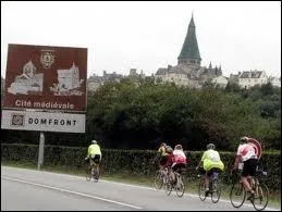 Un petit passage par Domfront o� les habitants se nomment les ...