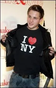 Qui a cras Mama Solis ?