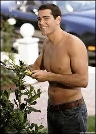 De qui Gabrielle tombe-t-elle amoureuse ?