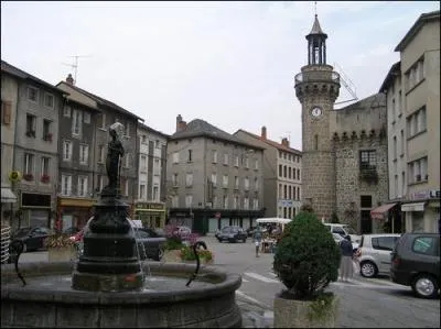 Dans quel dpartement se situe la ville d'Yssingeaux ?