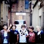 Quelle tait la date exacte de la sortie de leur premier album en France ?