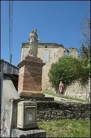 Les habitants de Belcastel sont les ...