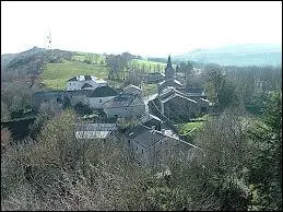 Quel est le nom des habitants de la commune d'Escroux ?