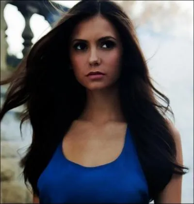 Comment s'appelle l'actrice qui interprte Elena ?