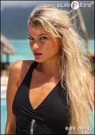 Comment s'appelle candidate ?