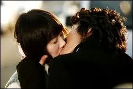   Il n'est pas trop tard. Dis juste cette phrase. Dis que tu m'aimes ... Juste a ...  