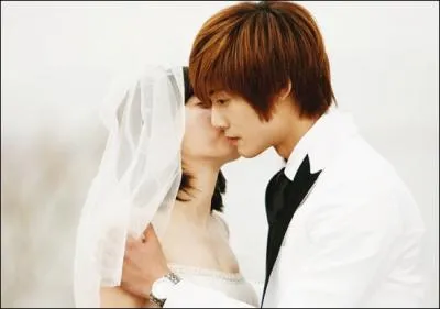   Regarder dans la mme direction cte  cte, c'est suffisant.   est une citation de ...