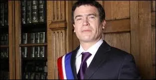 Comment s'appelle-t-il ?