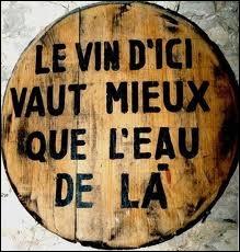 A l'occasion de cet anniversaire, Aimé, le toulonnais, apporte une bouteille de vin AOC produit à quelques kilomètres de chez lui :