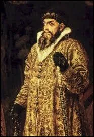 Qui a t le premier  prendre le titre de tsar de Russie ?