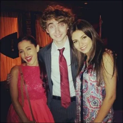 Quel rle jouait-elle dans la srie Victorious ?