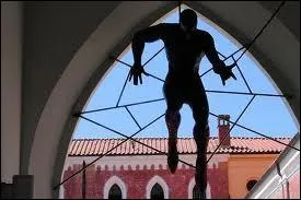  __________ ! Quel drle de nom pour un pape, pourquoi pas libellule ou papillon ?  