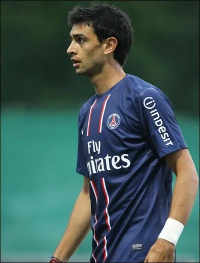 Milieu de terrain, je suis argentin d'origine italienne, je m'appelle :