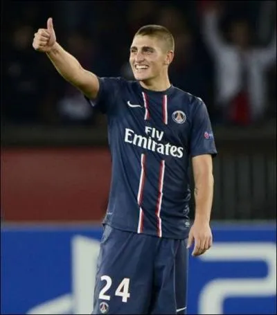 Jouant en milieu de terrain, je suis galement italien, je me nomme :