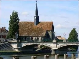 L'image correspond  la localit de Sens. Quelle en est sa rgion ?