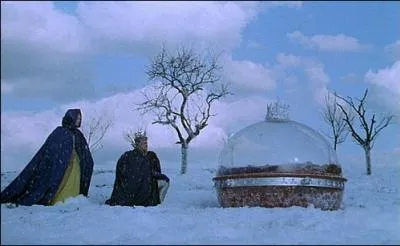 Hlas un vnement tout de tristesse vint troubler la beaut de ces lieux et assombrir l'avenir qui jusqu'alors tait souriant : quel fut - il ?