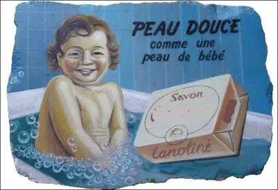 Y' a de la mousse et bb rit. Sa peau demande tant d'amour. Quel composant donna sa marque aux produits fabriqus par le pharmacien Louis Nathan ?