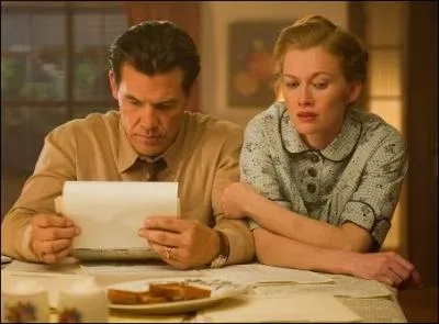 Comment s'appelle sa femme, qui va l'aider  choisir les membres de son quipe ?